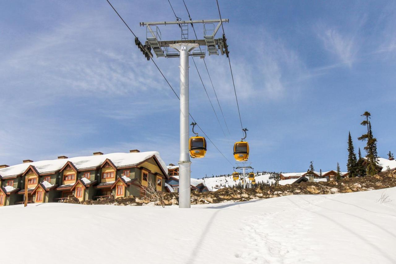 Polar Peak Villa Big White Kültér fotó